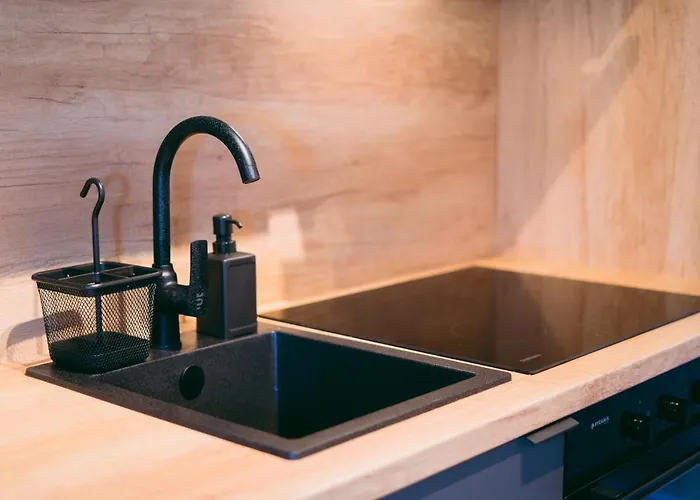 Metropolitan Marvel *