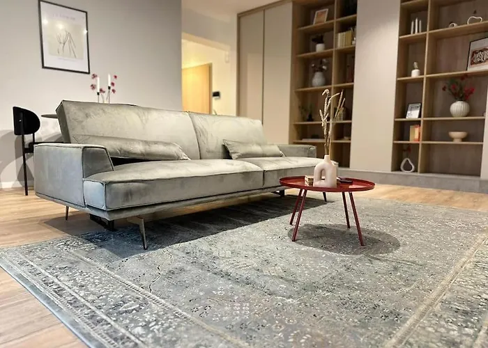 Metropolitan Marvel *